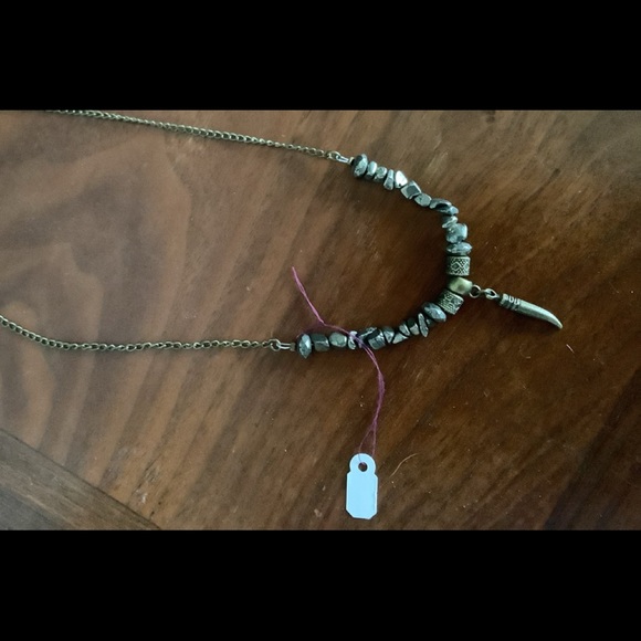 Antique brass finish necklace - Picture 1 of 1